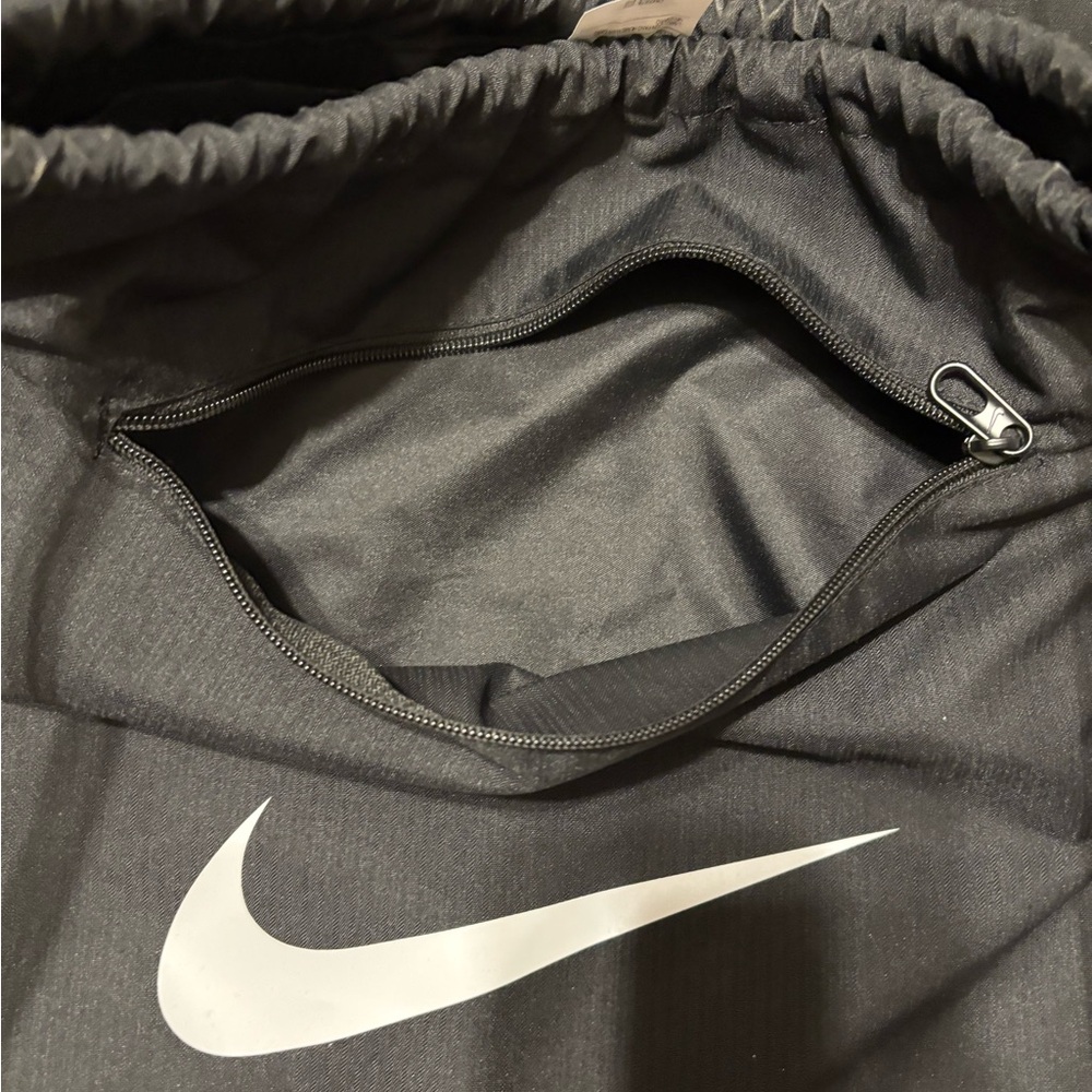 Nike Training Drawstring bag - Picture 3 of 3